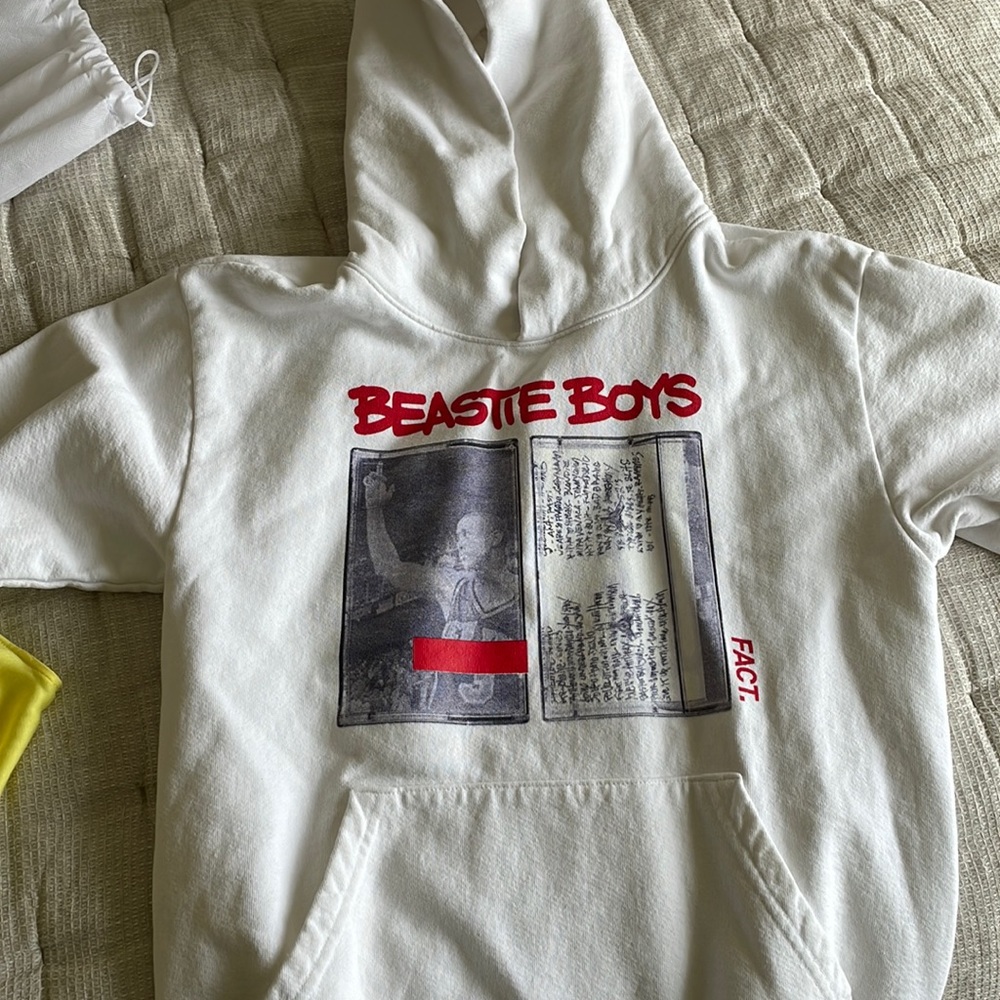 White hoodie, heavy material
